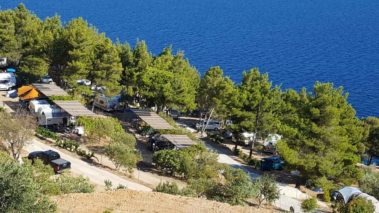 Camping Aloa 볼 외부 사진