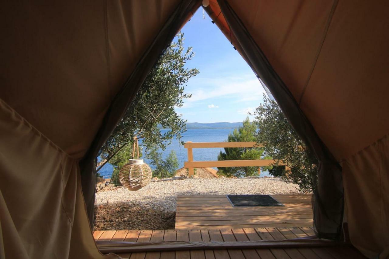 Camping Aloa 볼 외부 사진